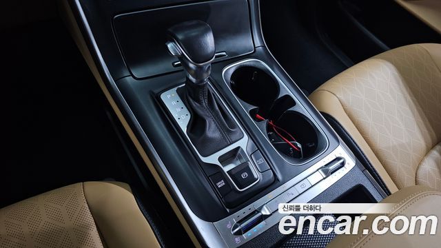 Kia Canival 2023 — photo 9