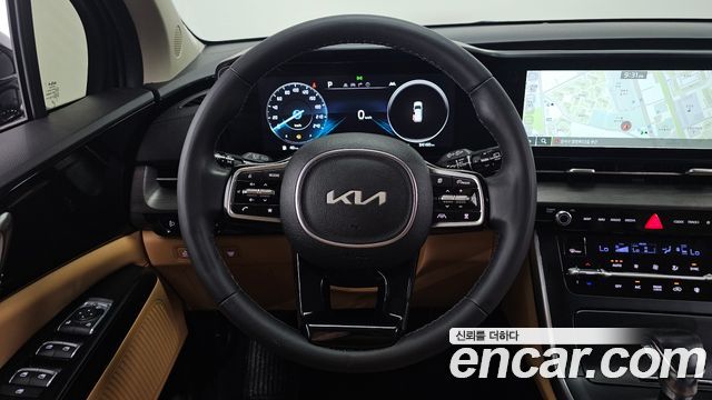 Kia Canival 2023 — photo 13