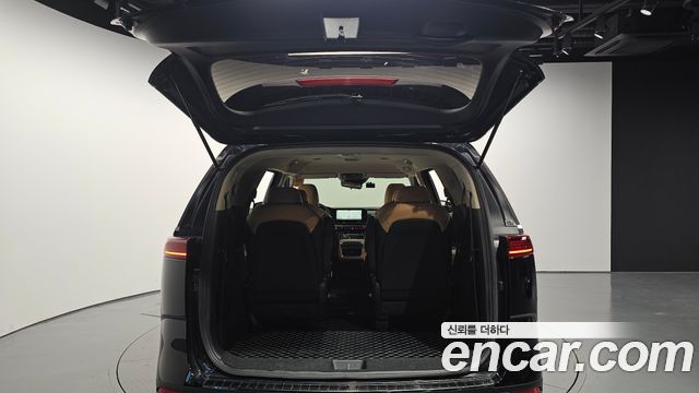 Kia Canival 2023 — photo 20