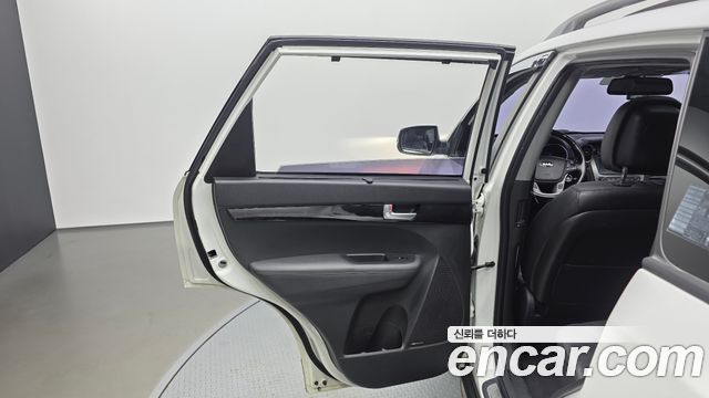 Kia Sorento 2014 — photo 15