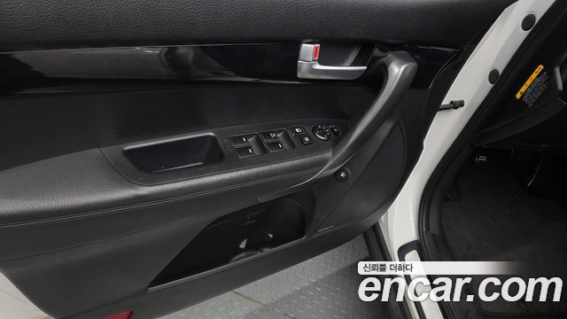 Kia Sorento 2014 — photo 32