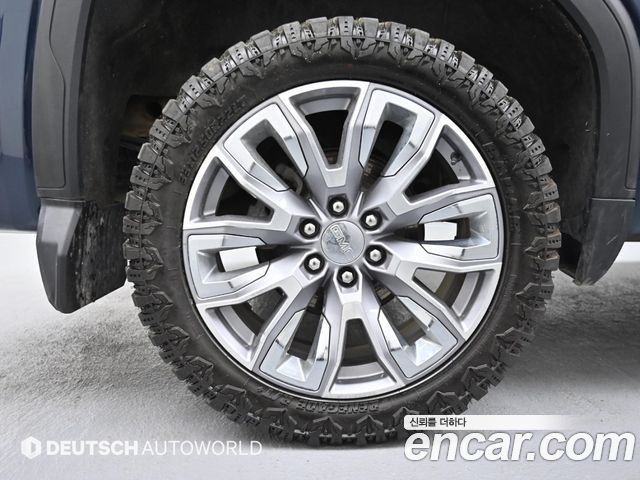 GMC Sierra 2023 — photo 5