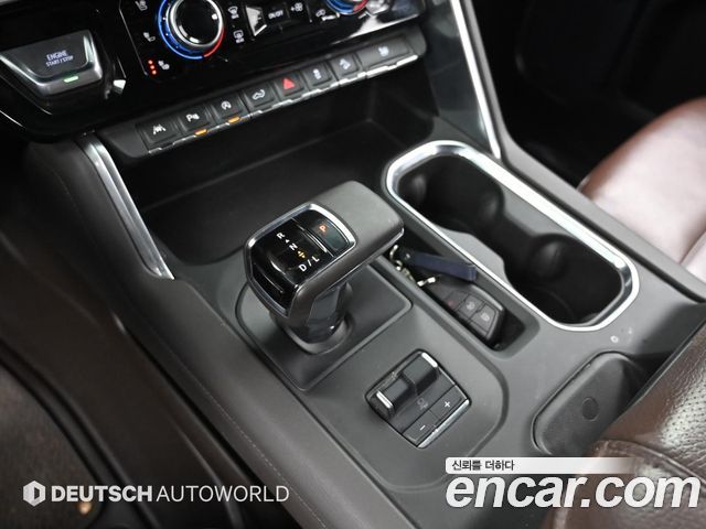 GMC Sierra 2023 — photo 9