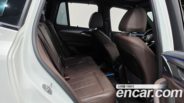 BMW X3 2021 — photo 17