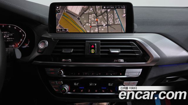 BMW X3 2021 — photo 18