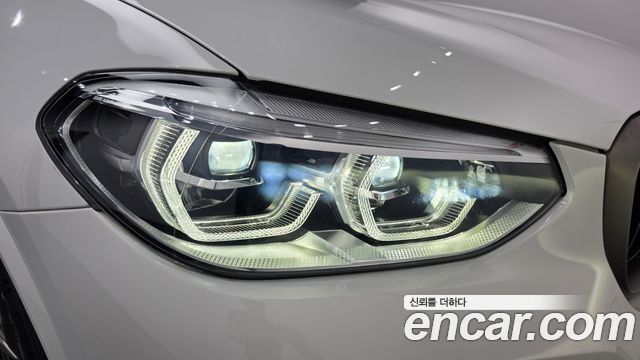 BMW X3 2021 — photo 8