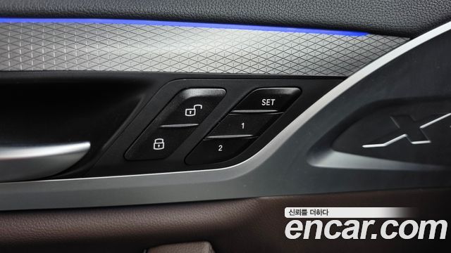 BMW X3 2021 — photo 32
