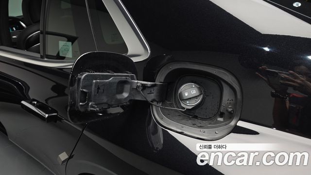 Genesis G90 2022 — photo 27