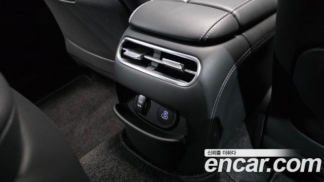 Genesis G90 2022 — photo 33