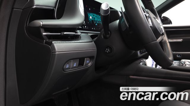 Genesis G90 2022 — photo 40