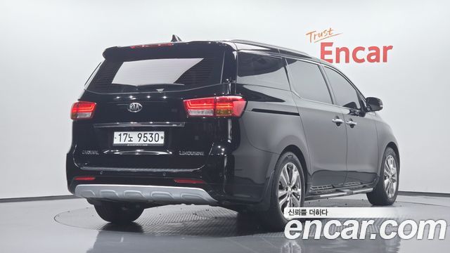 Kia Canival 2016 — photo 2