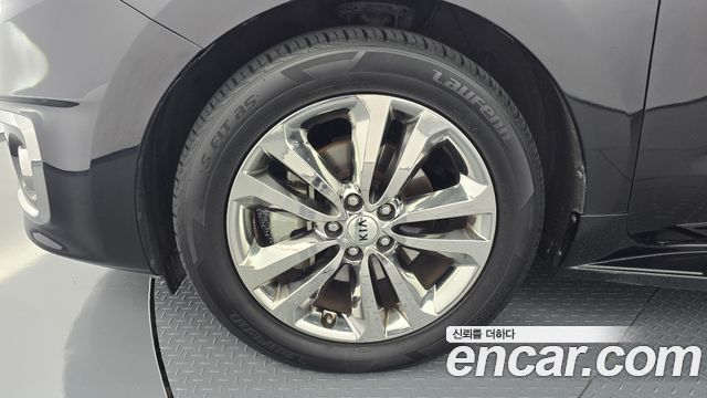 Kia Canival 2016 — photo 5