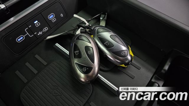 Hyundai Santafe 2025 — photo 21