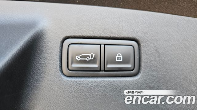 Hyundai Santafe 2025 — photo 23