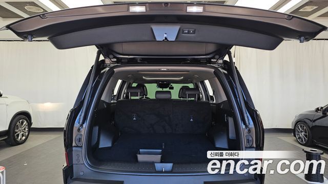Hyundai Santafe 2025 — photo 24