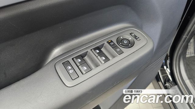 Hyundai Santafe 2025 — photo 29