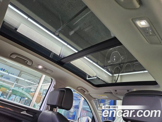 Volkswagen Tiguan 2020 — photo 17