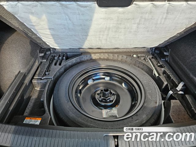 Volkswagen Tiguan 2020 — photo 18