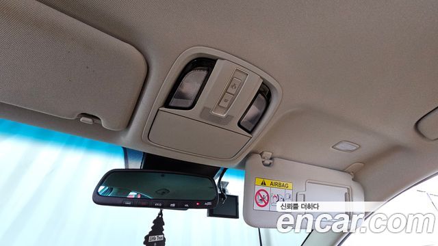 Kia K7 2021 — photo 24