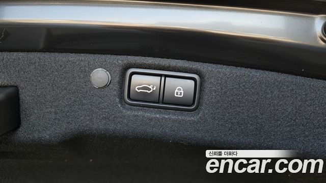 Kia K7 2021 — photo 31