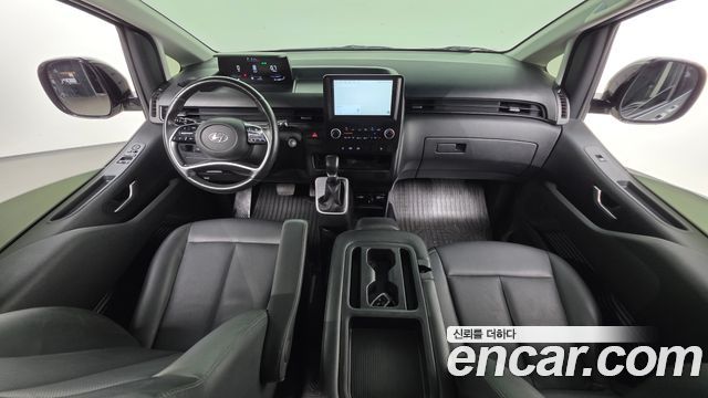 Hyundai Staria 2023 — photo 10