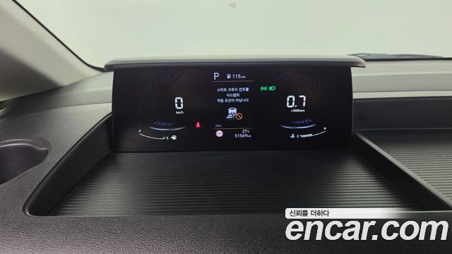 Hyundai Staria 2023 — photo 11