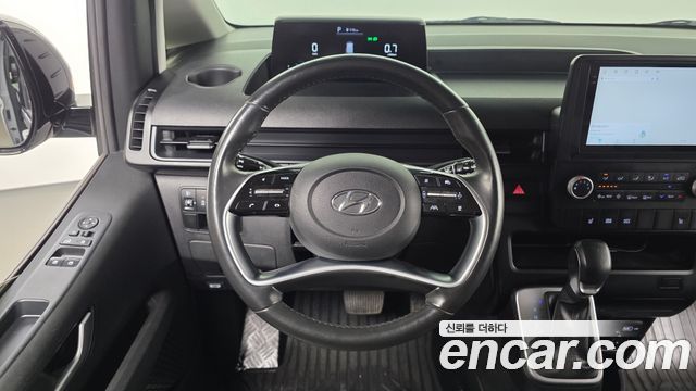 Hyundai Staria 2023 — photo 19