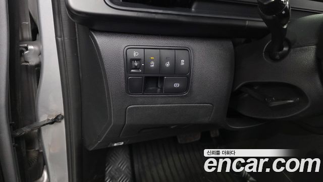 Hyundai Staria 2023 — photo 25