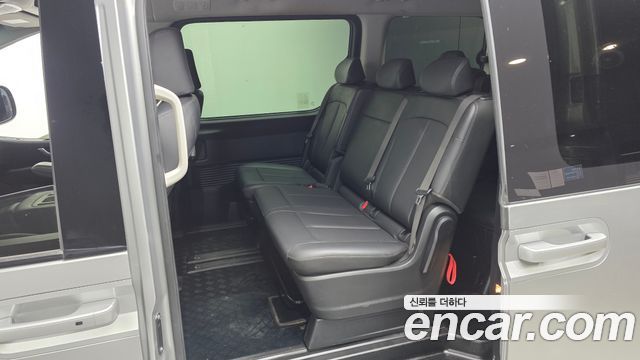 Hyundai Staria 2023 — photo 16