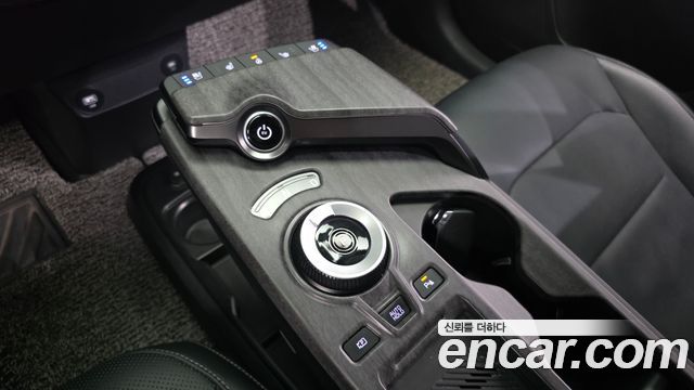 Kia EV6 2023 — photo 12