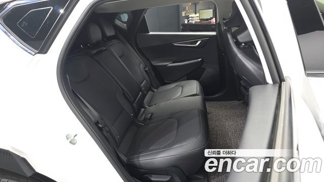 Kia EV6 2023 — photo 18