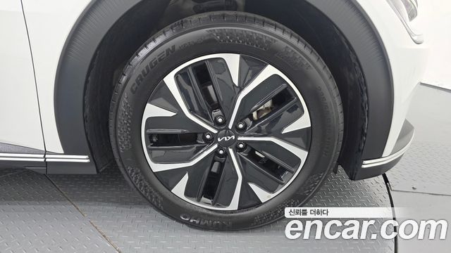 Kia EV6 2023 — photo 7