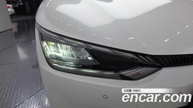 Kia EV6 2023 — photo 8
