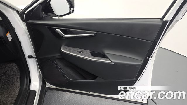 Kia EV6 2023 — photo 14