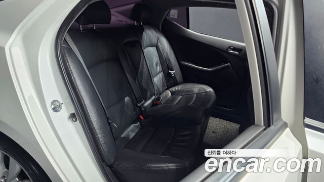 Kia K5 2014 — photo 18