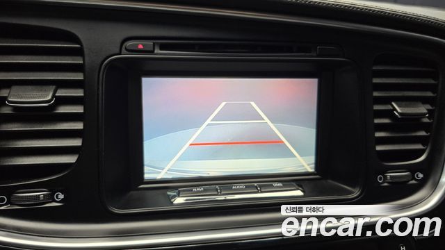 Kia K5 2014 — photo 21
