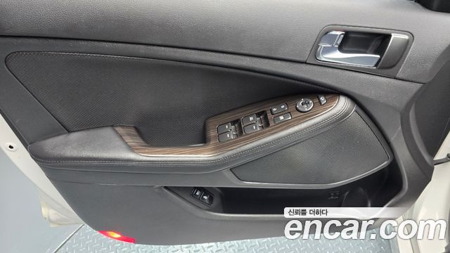 Kia K5 2014 — photo 14