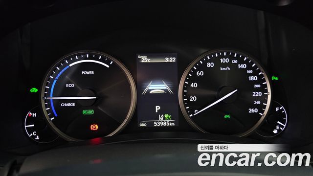 Lexus NX 2019 — photo 11