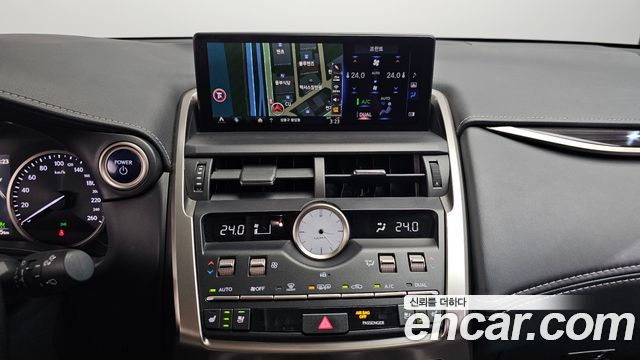 Lexus NX 2019 — photo 20