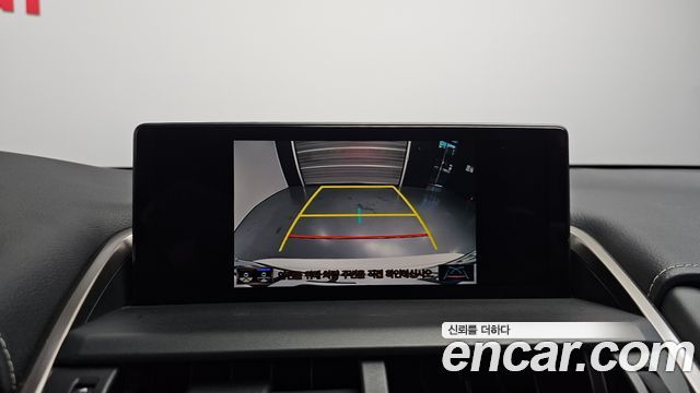 Lexus NX 2019 — photo 21