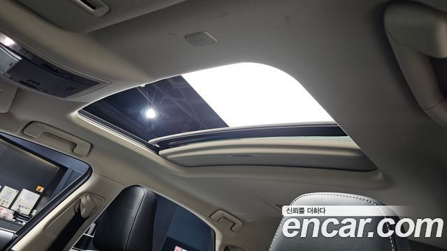 Lexus NX 2019 — photo 24