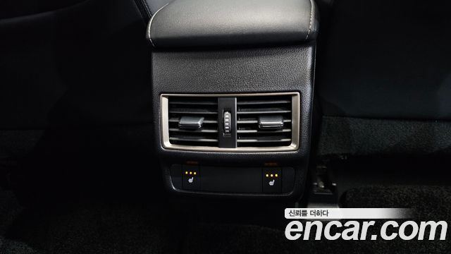 Lexus NX 2019 — photo 25