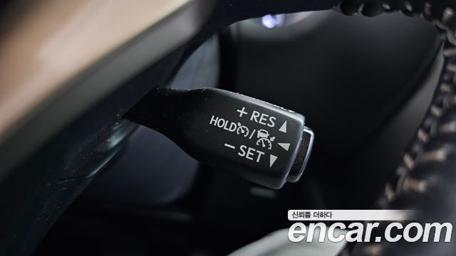 Lexus NX 2019 — photo 35