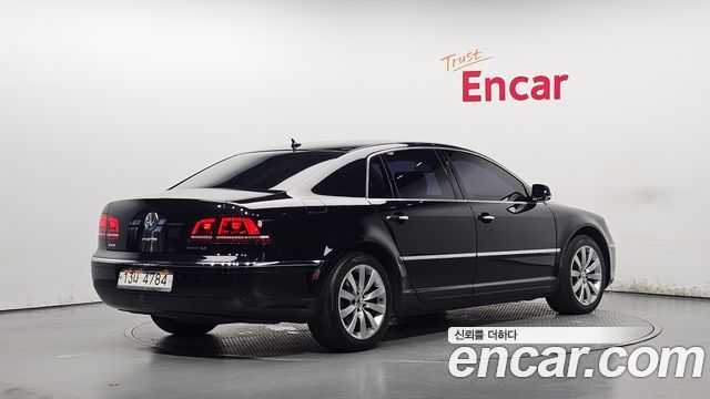 Volkswagen Phaeton 2013 — photo 2