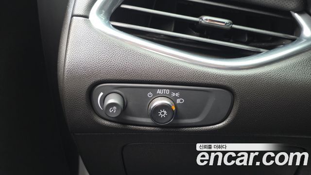 Chevrolet Korea Malibu 2018 — photo 25