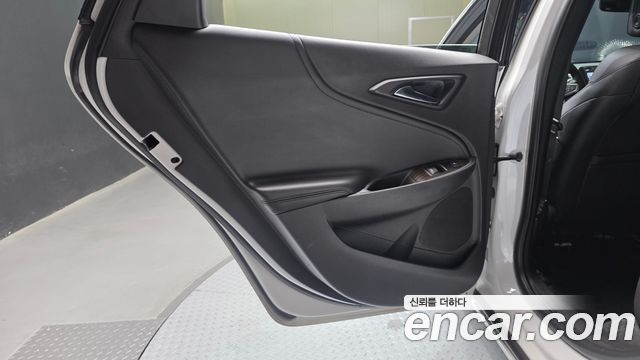 Chevrolet Korea Malibu 2018 — photo 15