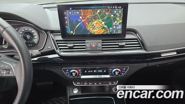 Audi Q5 2021 — photo 19