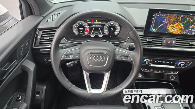 Audi Q5 2021 — photo 20