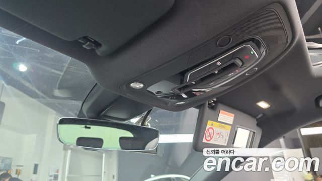 Audi Q5 2021 — photo 24