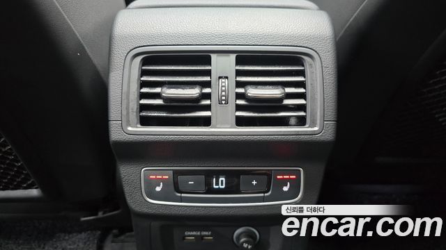 Audi Q5 2021 — photo 31